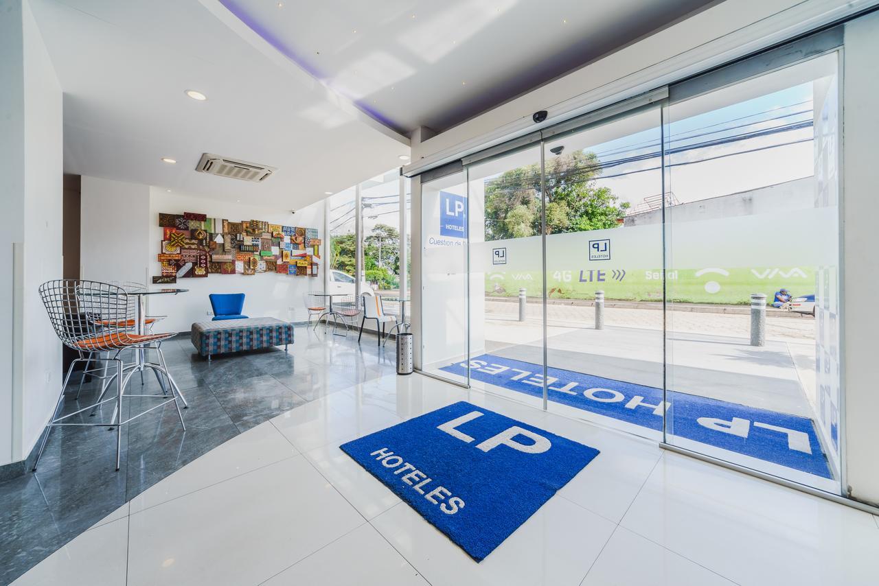 Hotel Lp Equipetrol Santa Cruz de La Sierra Exteriér fotografie